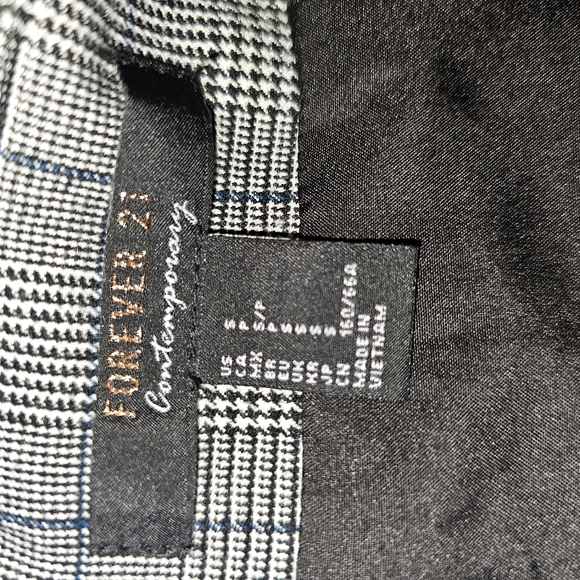 Forever 21 plaid skirt - Picture 2 of 5